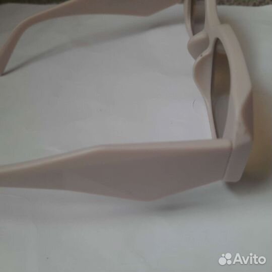 Очки разные, цепочка для очков