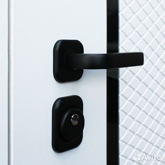 Дверь входная Ливерпуль