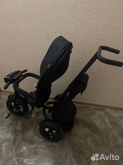 Трехколесный велосипед с ручкой детский