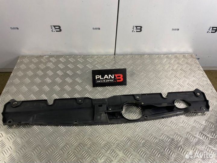 Накладка замка капота передняя Honda Cr-V RD5 2004