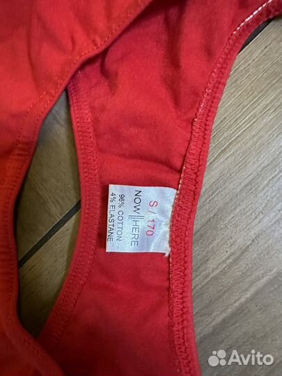 Два ярких комбинезона для Йоги