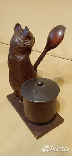 Медведь с ложкой деревянный