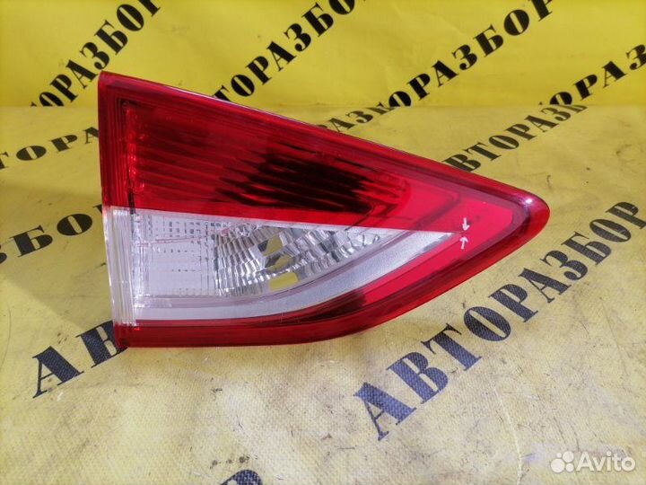 Фонарь задний левый внутренний Ford Kuga 2012-2019