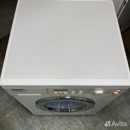 Стиральная машина с сушкой Miele WT2780