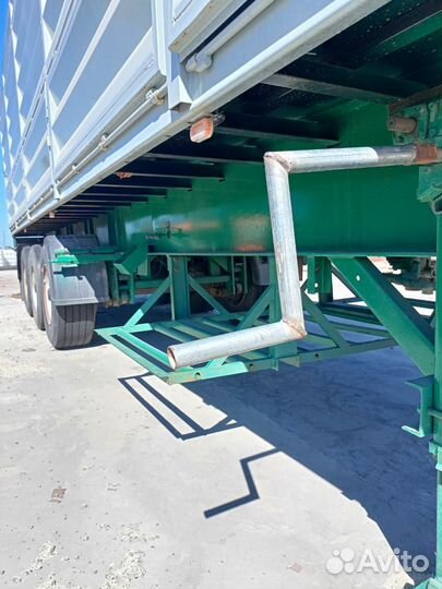 Полуприцеп бортовой МАЗ 975800-2012, 2010