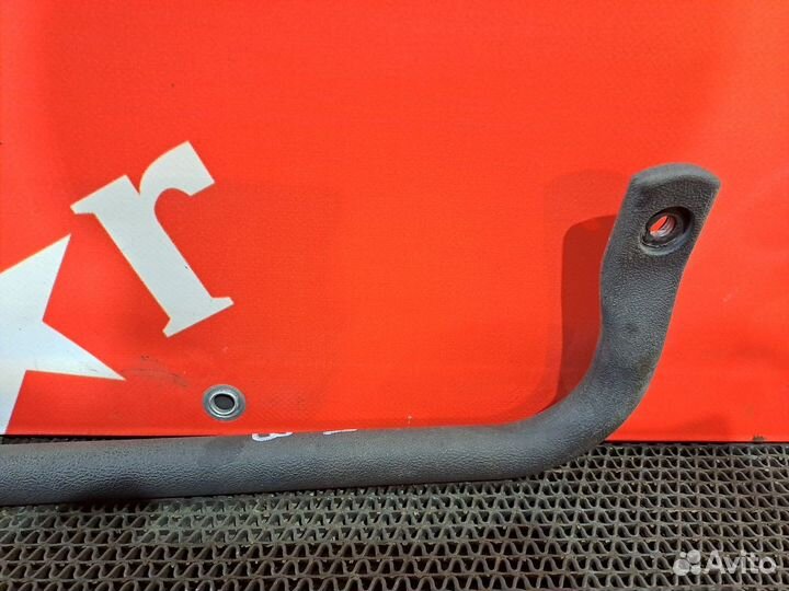 Поручень кабины задний левый