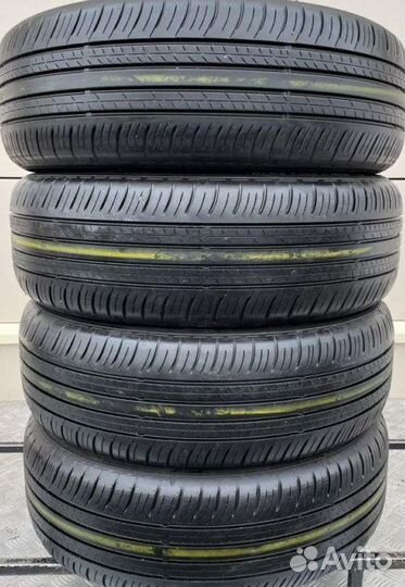 Dunlop Enasave EC300+ 215/60 R17