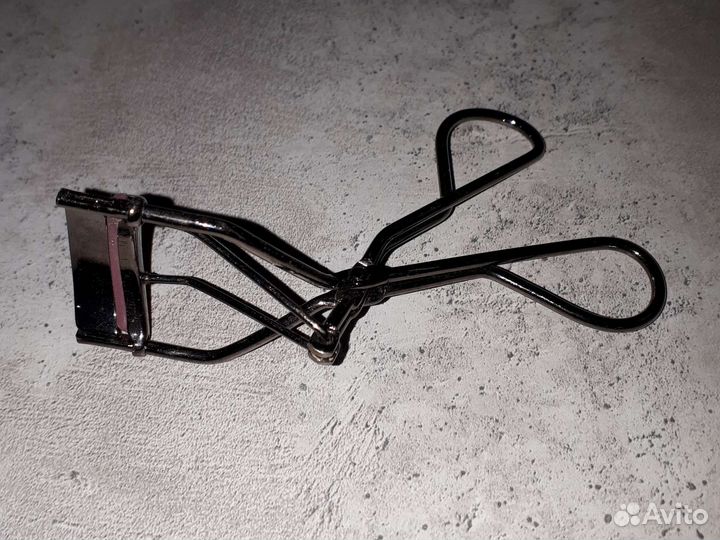 Щипцы для завивки ресниц