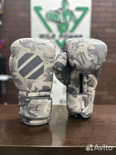Боксерские перчатки