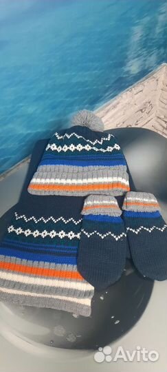 Набор: шапка,шарф и рукавицы на мальчика 5-8 лет