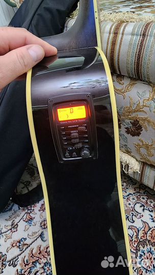 12 струнная электроакустическая гитара