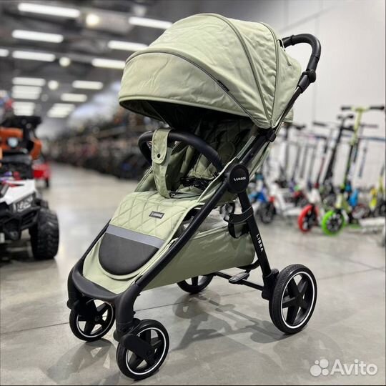 Прогулочная коляска Luxmom