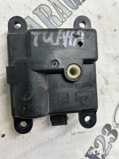 Сервопривод печки отопителя Nissan Teana