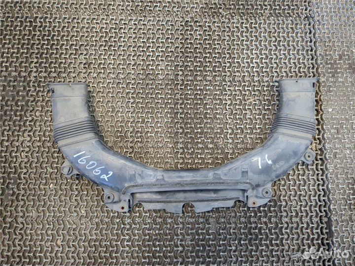 Воздухозаборник Lexus LS460, 2009