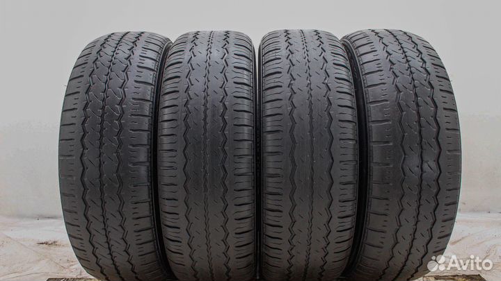 Hankook Radial RA08 215/65 R17 104T