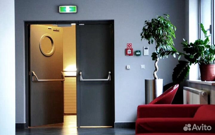 Входные противопожарные металлические двери Ei60