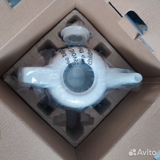 Чайник электрический polaris