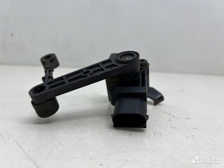 Датчик высоты дорожного просвета Land Rover Range