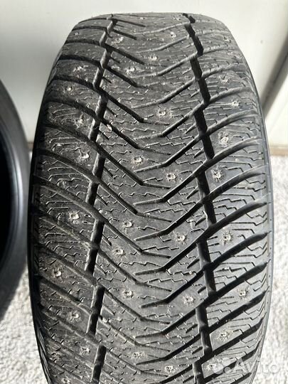 Yokohama Ice Guard IG65 235/55 R18