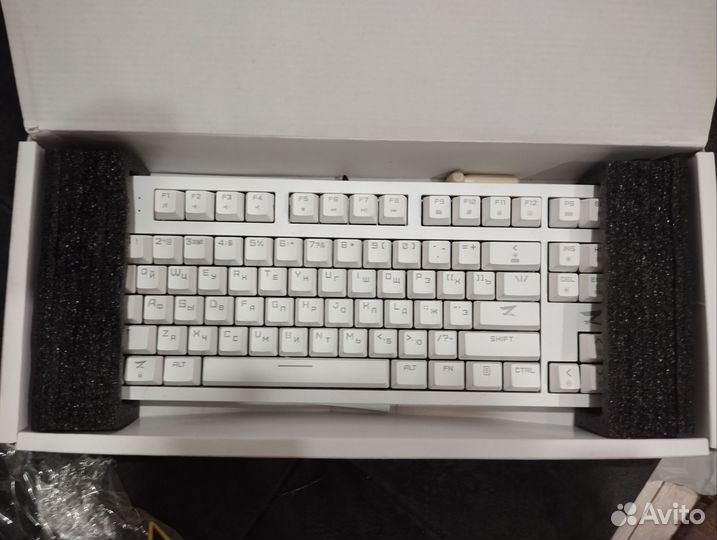 Клавиатура zet gaming immortality tkl