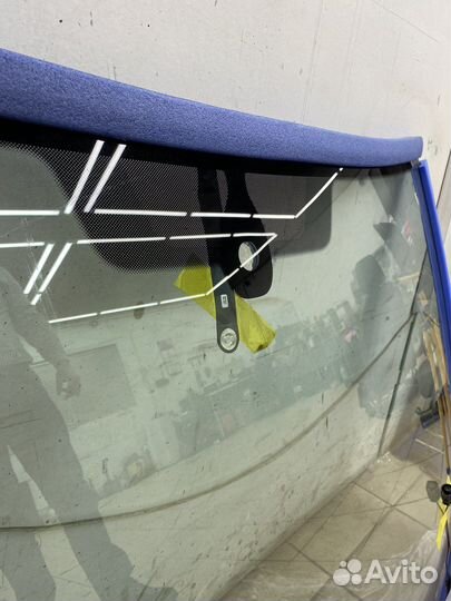 Лобовое стекло skoda superb 3