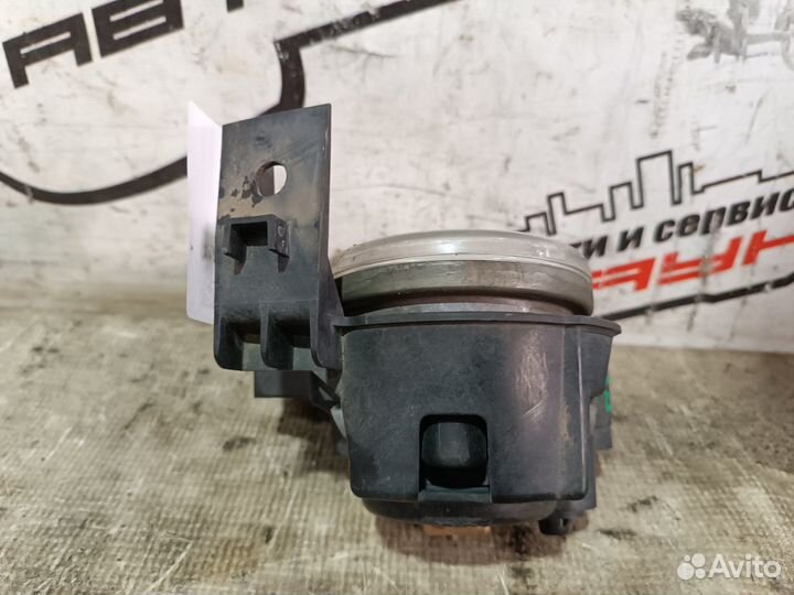 Туманка toyota subaru. legacy legacy lancaster MR-S outback platz prius R2. SH9 YA4 YA5 YA9 YAM ZVW3