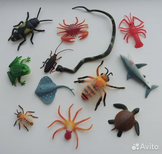 Фигурки Насекомые Рептилии Морские обитатели