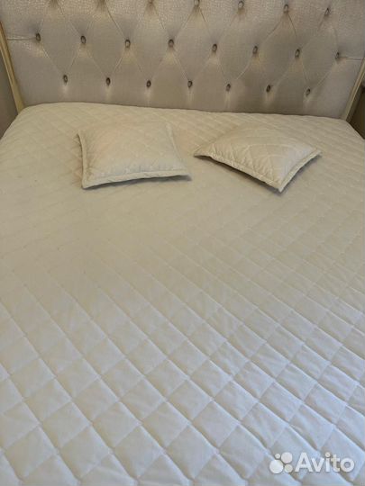 Покрывало на кровать 220 *240