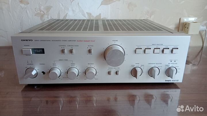 Усилитель onkyo -integra A-817GT