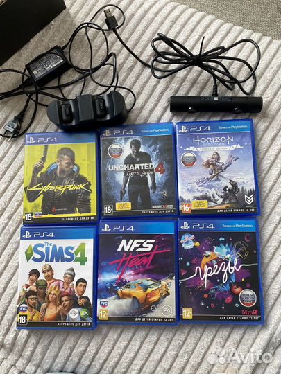 Аксесуары для Sony PS4