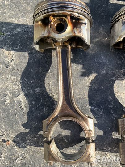 Поршни шптуны 1.8 tsi vag gen 2