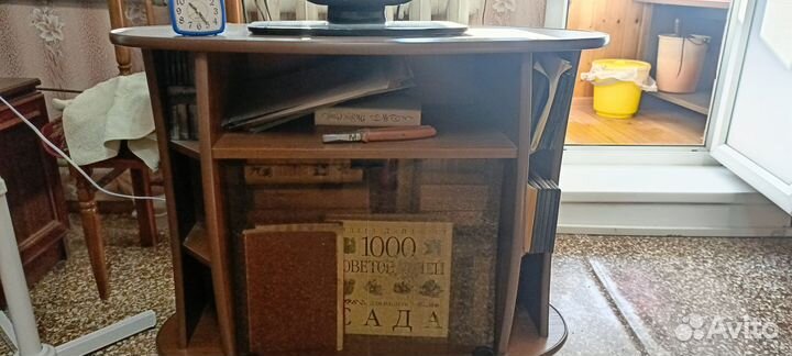 Тумба под тв