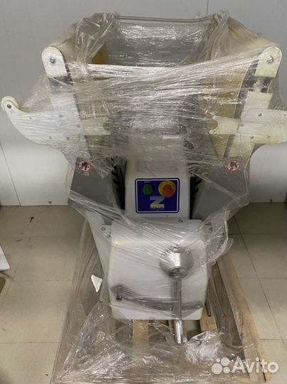 Тестораскаточная машина Z Matic SZ610 BL