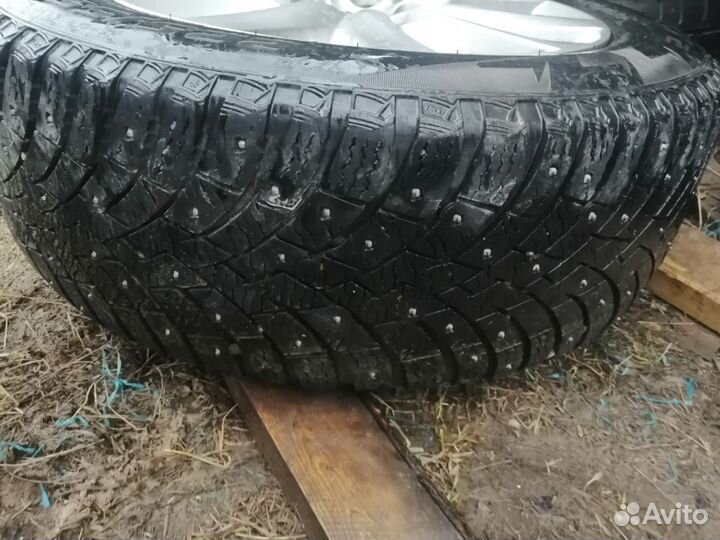 Комплект зимних колес r17