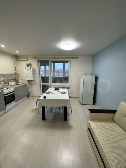 3-к. квартира, 67 м², 1/10 эт.