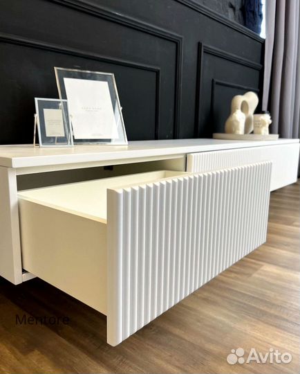 Тумба тв Filippo с дверцами