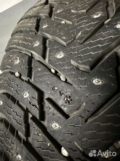 Nokian Tyres Hakkapeliitta 8 SUV 265/40 R21