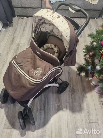 Коляска Geoby