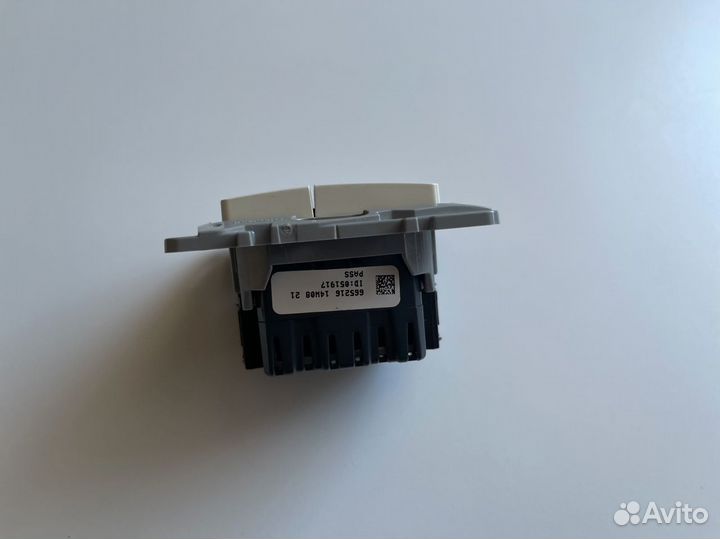 Диммер Legrand Etika (672318)