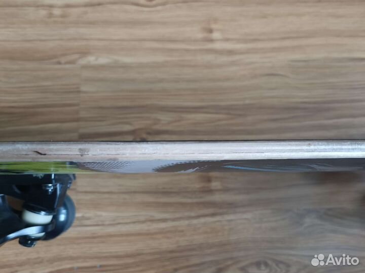 Скейтборд почти новый