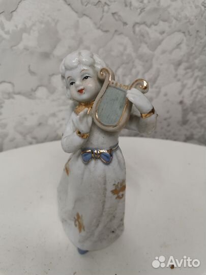 Фарфоровые статуэтки. Ангелочки
