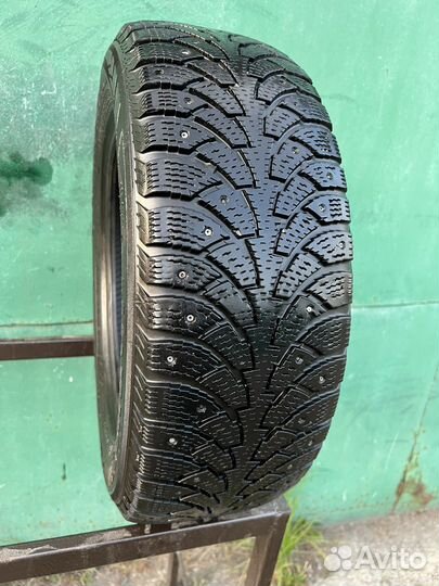 Nokian Tyres Hakkapeliitta 4 195/60 R15 88T