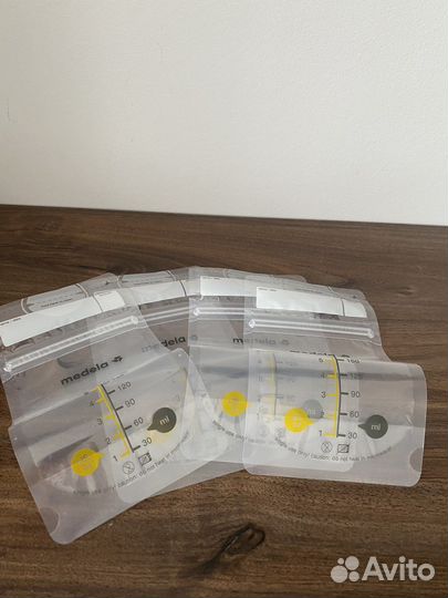 Молокоотсос ручной medela Harmony