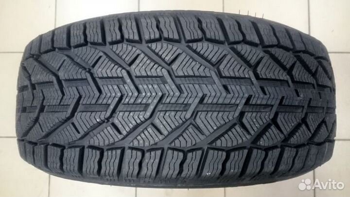 Tigar Winter 215/60 R16 99H