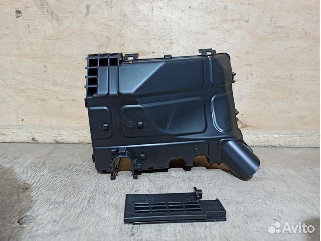 Корпус блока предохранения Kia Rio от 2017