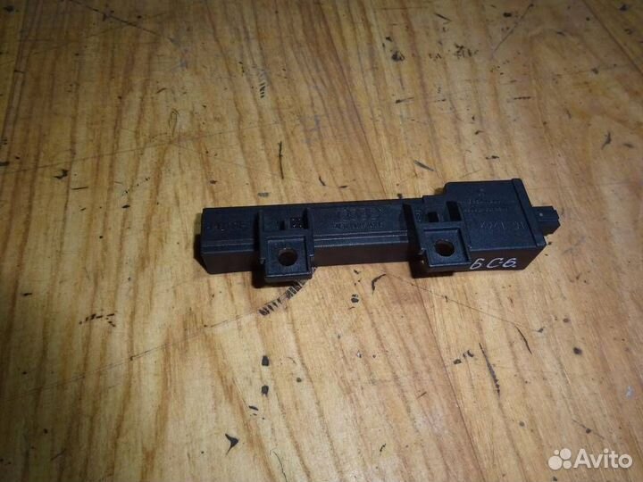 Антенна Audi A6 C6,4F 2004-2011