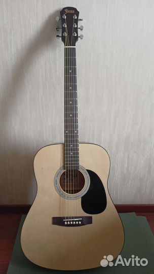 Акустическая гитара