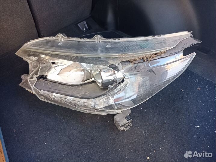 Фара Хонда CRV IV