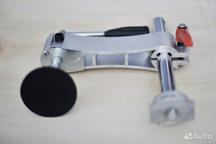 Прижим эксцентриковый для форматно-раскроечных