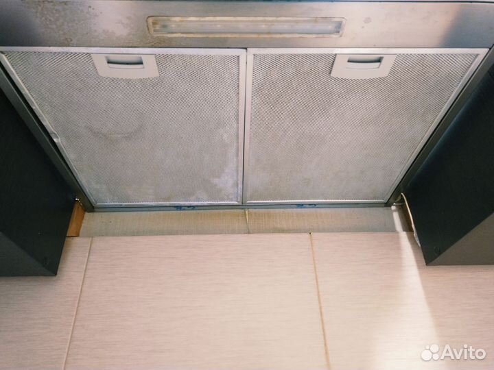 Вытяжка для кухни бу 60 см